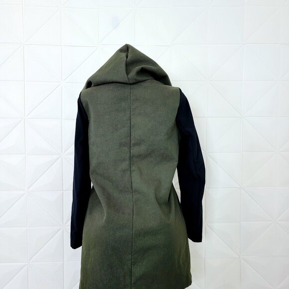 Lululemon Women's Gator Green Black Savasana Softshell II Hooded Wrap Jacket M - Picture 3 of 9